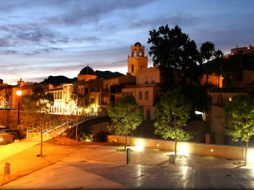 Hostal Rey Teodomiro Orihuela Luaran gambar