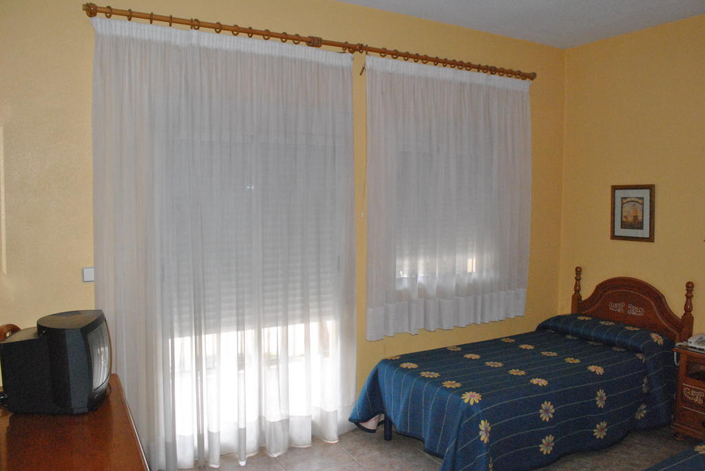 Hostal Rey Teodomiro Orihuela Luaran gambar