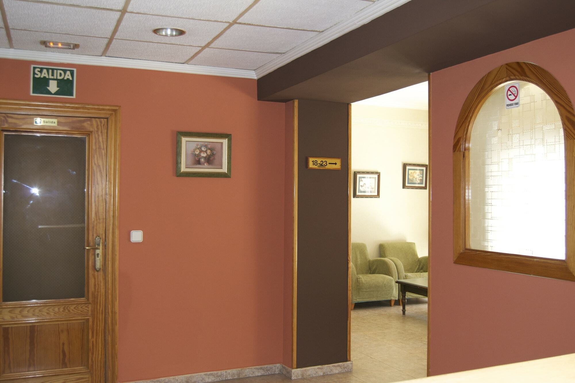 Hostal Rey Teodomiro Orihuela Luaran gambar